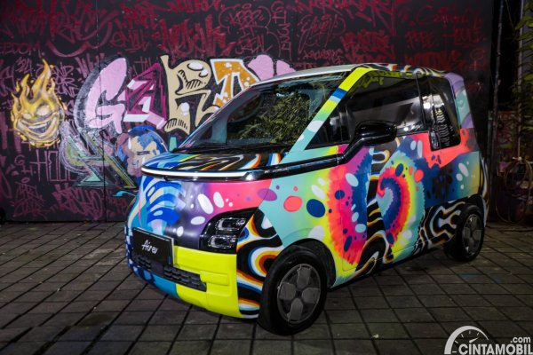 Airverywhere Lahirkan Kolaborasi Wuling Indonesia Dengan Gardu House Wujudkan Seni Mural Future Tech