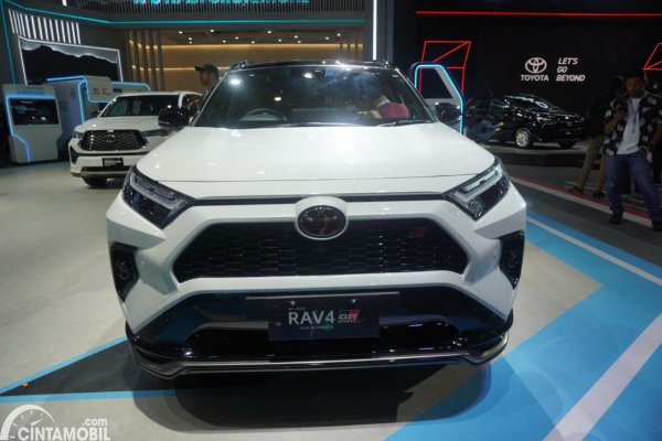 Intip Spesifikasi RAV4 GR, PHEV Pertama Toyota Yang Akan Dijual ...