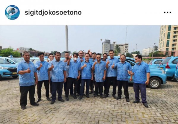 Saat CEO Bluebird Jadi Driver Taksi dan Ikut Cari Penumpang Seharian