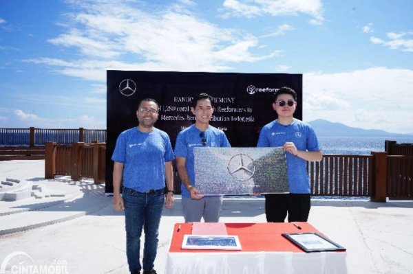 Mercedes-Benz x Reeformers Peduli Lingkungan dengan Tanam Terumbu Karang