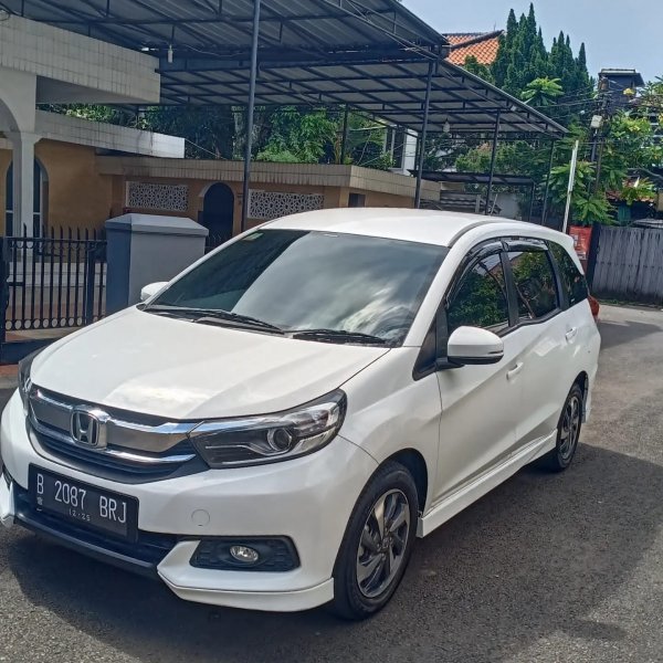 Honda mobilio sales e cvt 2020