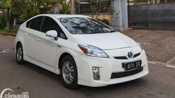 Kelebihan Dan Kekurangan Toyota Prius, Bekasnya Cuma Rp150 Jutaan