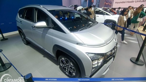 Serupa Tapi tak Sama, Ini Beda Hyundai Stargazer dan Stargazer X