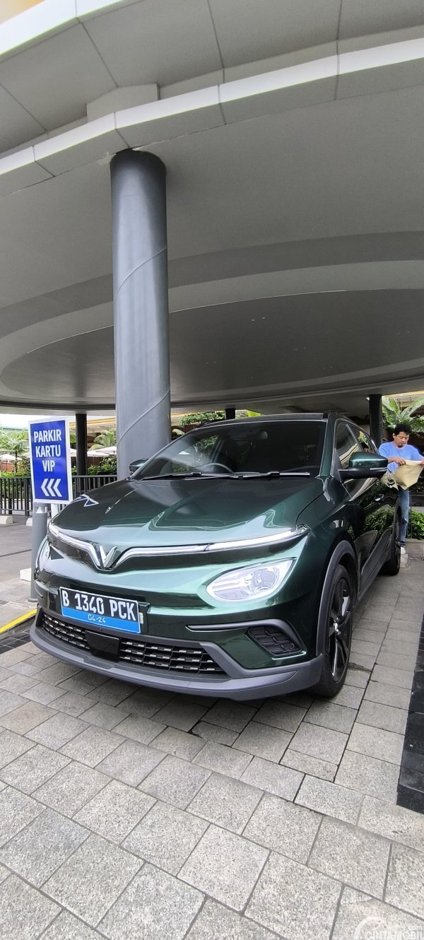 Impresi Singkat VinFast VFe34, Penantang Berat Wuling BinguoEV